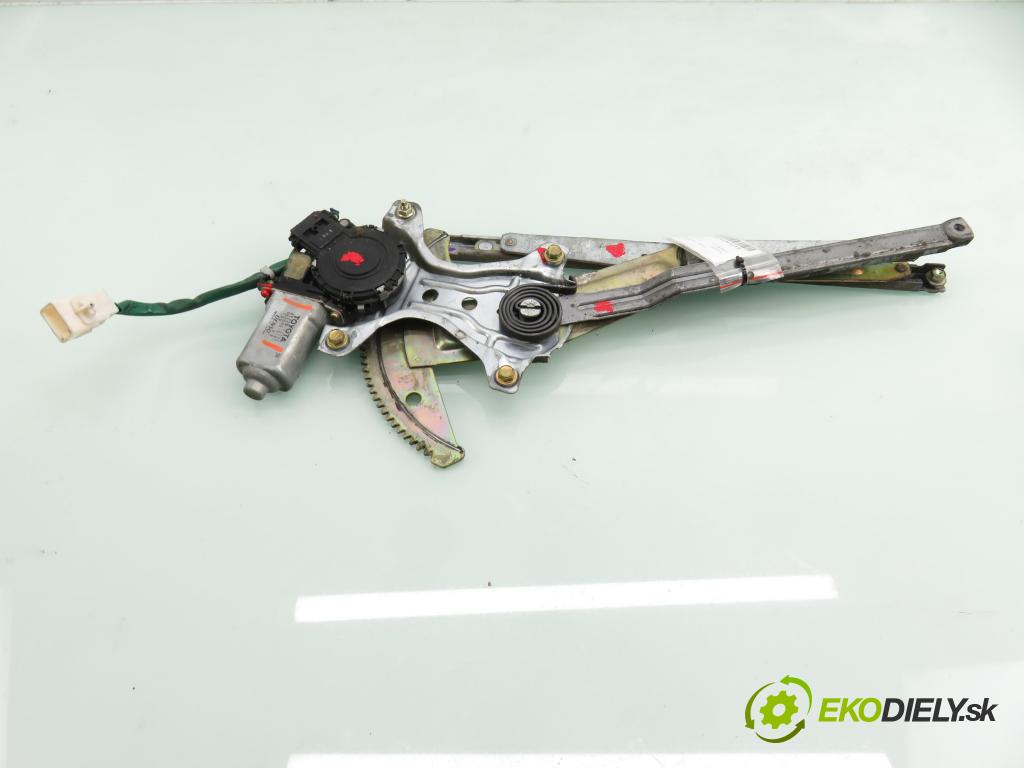 TOYOTA COROLLA Compact (_E11_) HB 1998 63,00 1.4 (EE111_) - 4E-FE 1332,00 mechanismus oken 8572012170 ; 0620400141