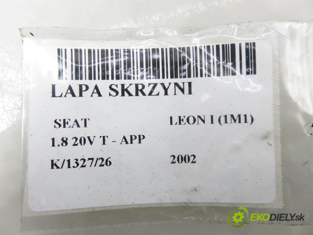 SEAT LEON (1M1) HB 2002 132,00 1.8 20V T - APP 1781,00 uchycení převodovky 1J0199117AC