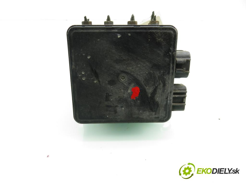 TOYOTA COROLLA Compact (_E11_) HB 1998 63,00 1.4 (EE111_) - 4E-FE 1332,00 pumpa ABS 4451012270 (Pumpa ABS)