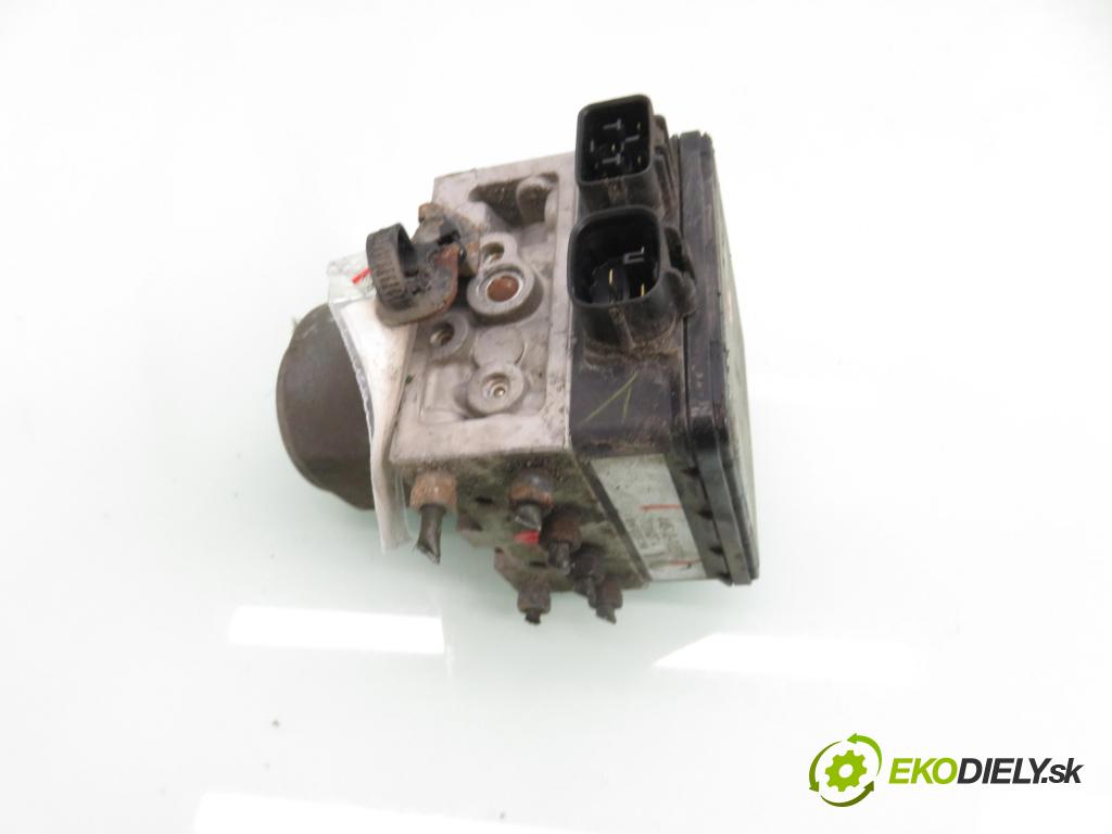 TOYOTA COROLLA Compact (_E11_) HB 1998 63,00 1.4 (EE111_) - 4E-FE 1332,00 pumpa ABS 4451012270 (Pumpa ABS)