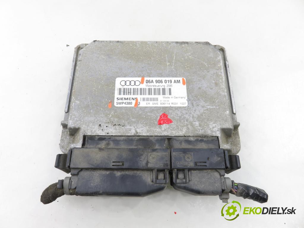 AUDI A3 (8L1) HB 1998 74,00 1.6 - AKL 1595,00 Riadiaca jednotka Motor 06A906019AM ; 5WP4380