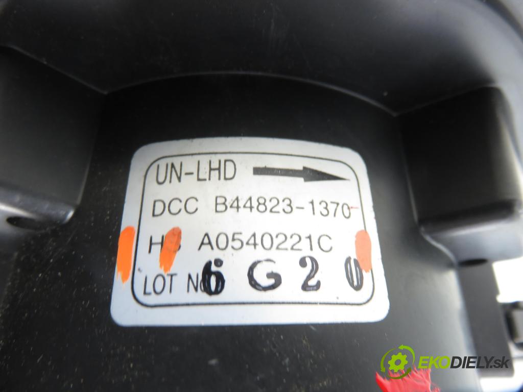 KIA CARENS III (UN) MINIVAN 2006 106,00 2.0 CVVT - G4KA 1998,00 Ventilátor vetráku A0540221C