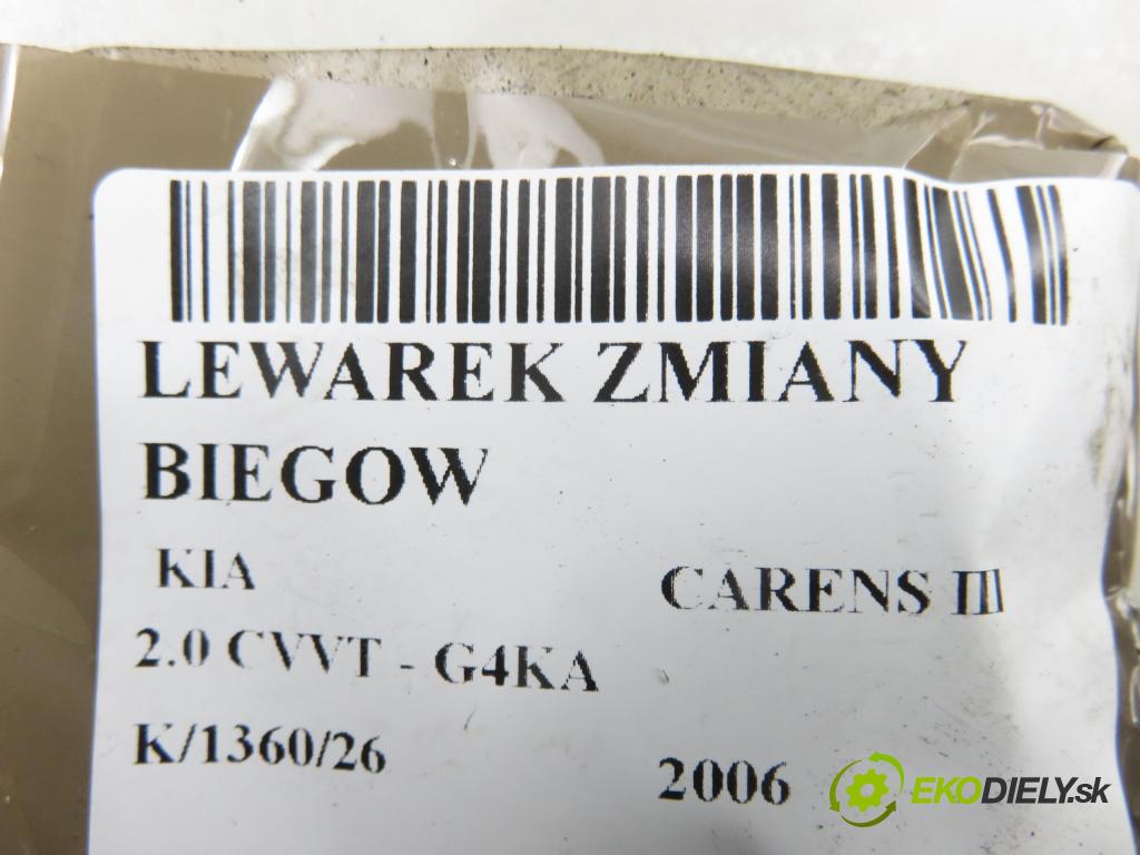 KIA CARENS III (UN) MINIVAN 2006 106,00 2.0 CVVT 144 - G4KA 1998,00 ZVEDÁK: 437001DXXX
