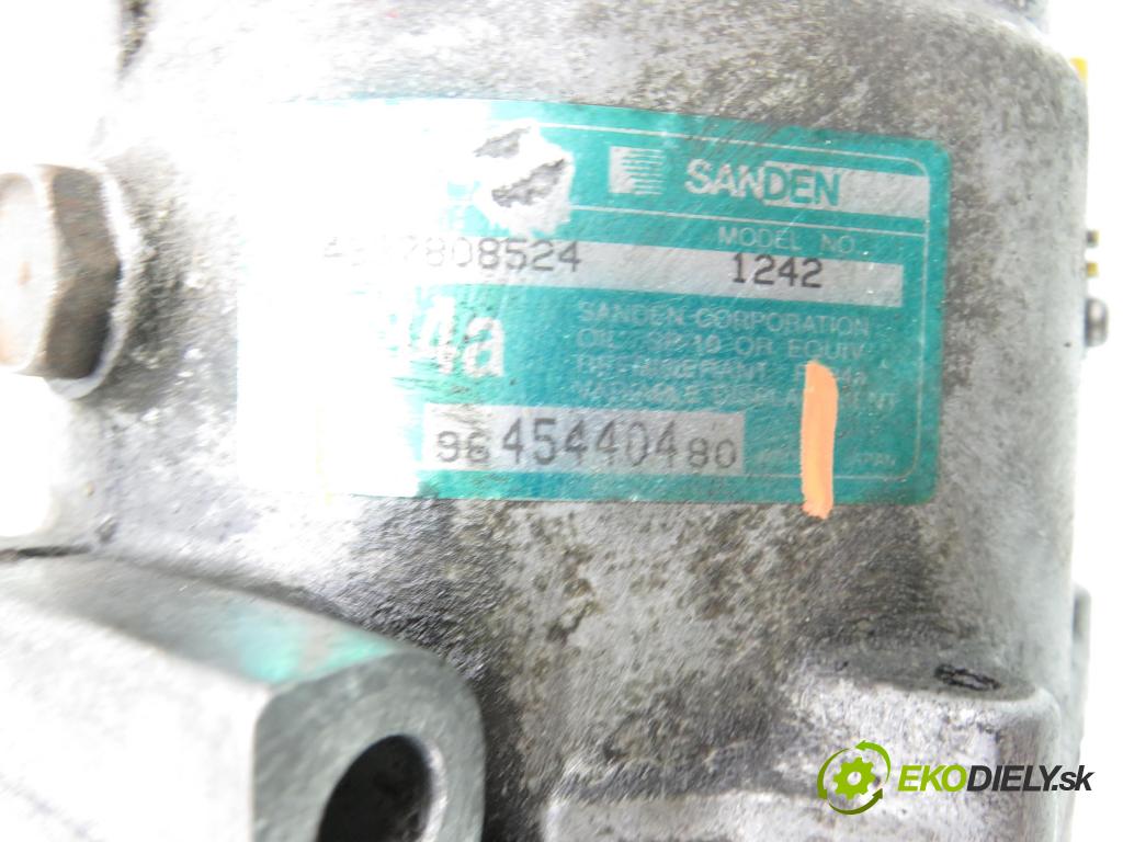 CITROEN XSARA PICASSO (N68) MINIVAN 2006 80,00 1.6 HDi - 9HZ (DV6TED4) 1560,00 KOMPRESOR: klimatizácie 9645440480 (Kompresor klimatizácie)