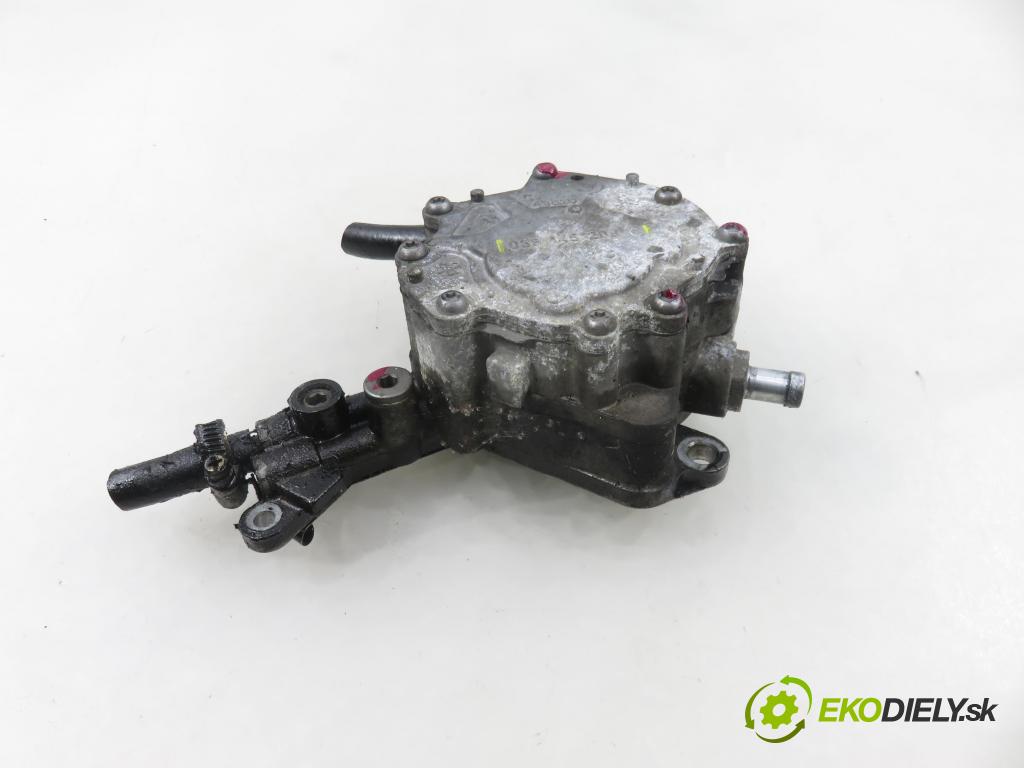 SEAT ALTEA (5P1) MINIVAN 2004 77,00 1.9 TDI PD 105 - BJB 1896,00 pumpa vakuová 038145209C