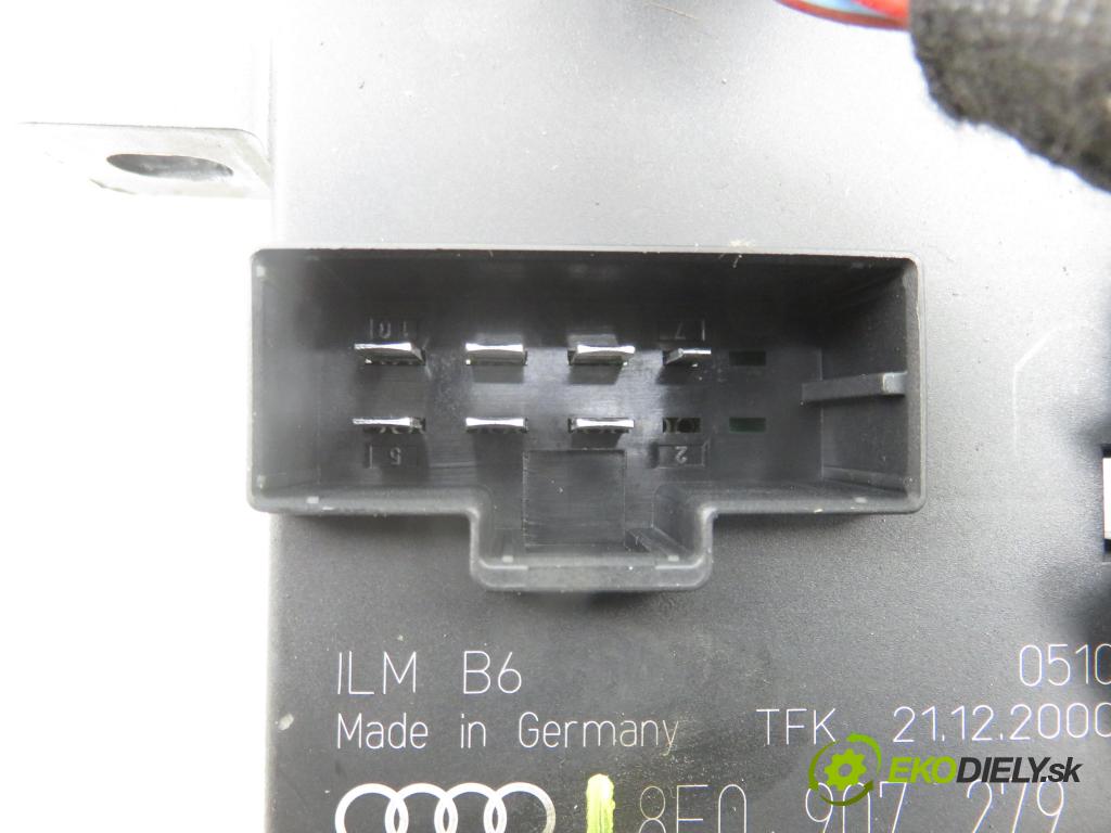 AUDI A4 (8E2, B6) SEDAN 2001 74,00 1.9 TDI - AVB 1896,00 řídící jednotka světla 8E0907279
