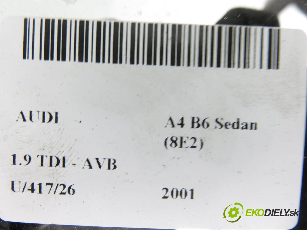 AUDI A4 (8E2, B6) SEDAN 2001 74,00 1.9 TDI - AVB 1896,00 Spätné zrkadlo 