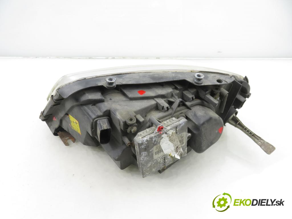 VW SHARAN (7M8, 7M9, 7M6) MINIVAN 2006 150,00 2.8 V6 24V 4motion - AYL 2792,00 světlo PP 7M3941016AE ; 0301182272