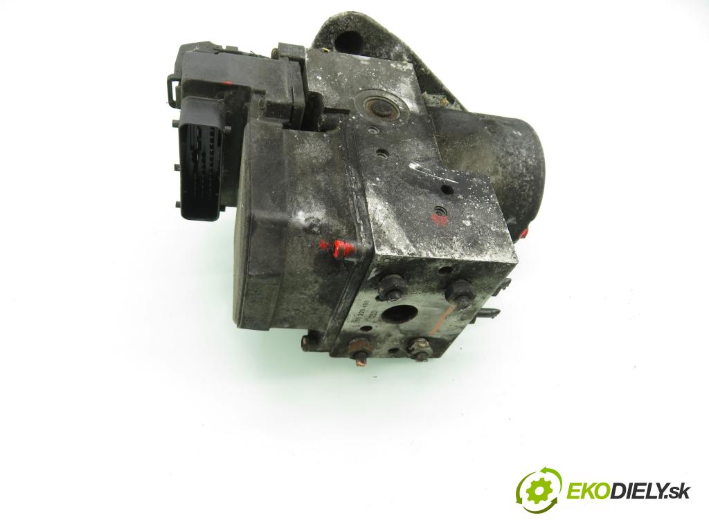 MERCEDES-BENZ VITO Autobus (638) BUS 1999 90,00 112 CDI 2.2 (638.194) - OM 611.980 2151,00 Pumpa ABS 0273004310 ; A0004461089 (Pumpa ABS)