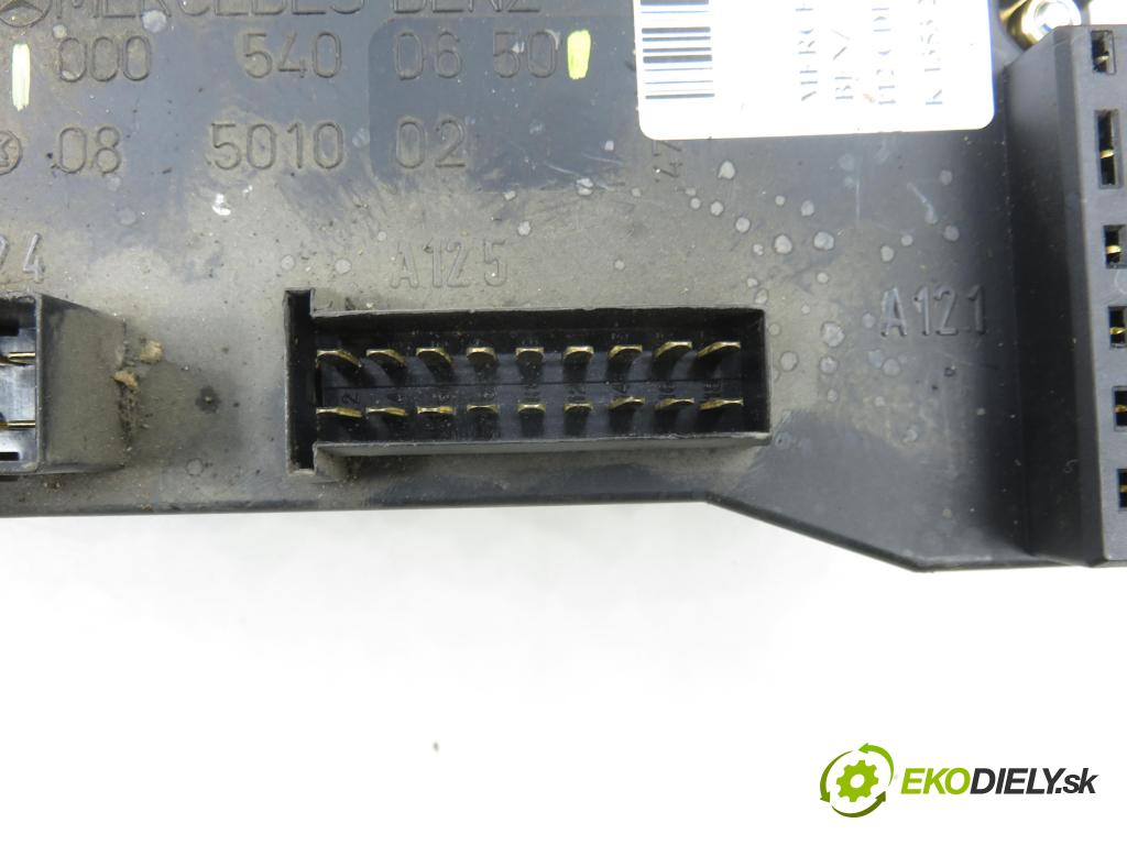 MERCEDES-BENZ VITO Autobus (638) BUS 1999 90,00 112 CDI 2.2 122  - OM 611.980 2151,00 MODUL BSI 0005400650
