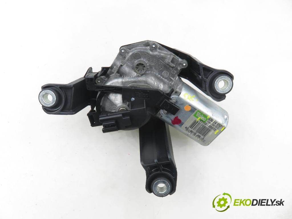 TOYOTA YARIS (_P1_) HB 2005 64,00 1.3 (SCP12_) - 2SZ-FE 1298,00 motorek stěrače ZADNÍ: 851300D010 ; 53014212