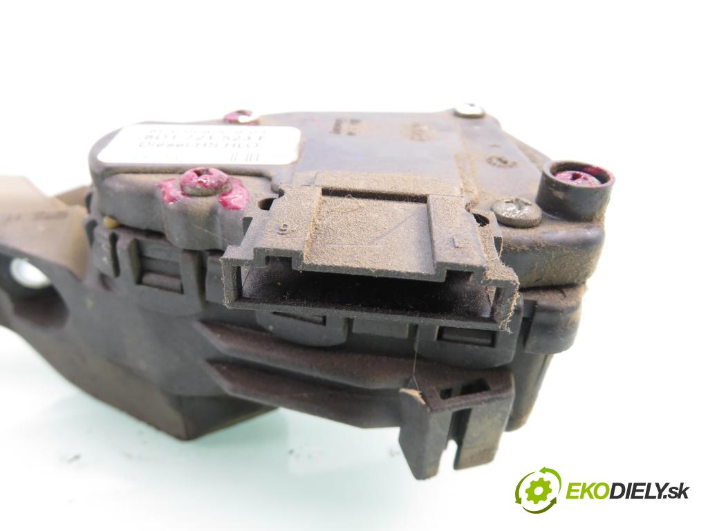 AUDI A6 Avant (4B5, C5) KOMBI 2001 85,00 1.9 TDI - AJM 1896,00 potenciometr plynového pedálu 8D1721523F ; 6PV00837603 (Potenciometr plynového pedálu)