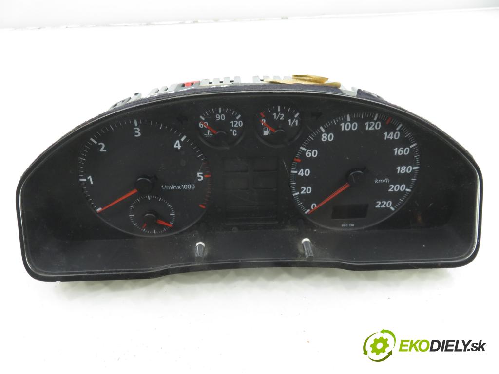 AUDI A4 (8D2, B5) SEDAN 1996 55,00 1.9 TDI 75 - AFF 1896,00 prístrojovka elektrický 8D0919033A
