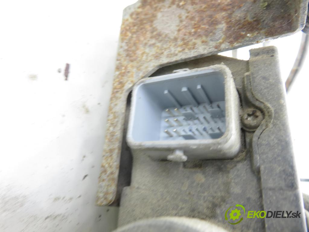 RENAULT ESPACE IV (JK0/1_) MINIVAN 2003 120,00 2.0 Turbo (JK0A, JK0B, JK0N) - F4R 794 1998,00 BRZDA: ručně elektrický 8200316575