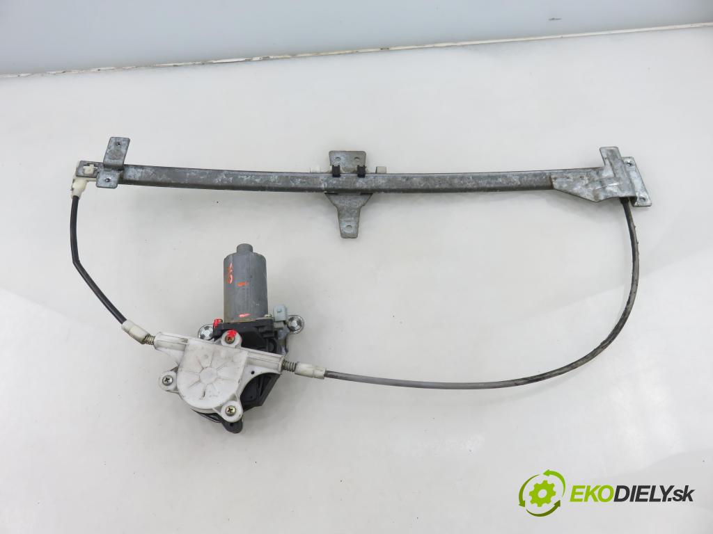 MERCEDES-BENZ VITO Autobus (638) BUS 1999 90,00 112 CDI 2.2 122 - OM 611.980 2151,00 Mechanizmus okien 0130821666