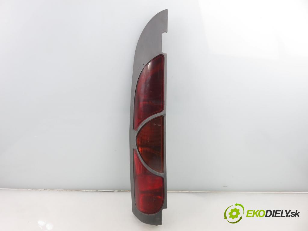 RENAULT KANGOO (KC0/1_) KOMBIVAN 2001 55,00 1.4 (KC0C, KC0H, KC0B, KC0M) - E7J 780 1390,00 světlo levé zadní 8200103284
