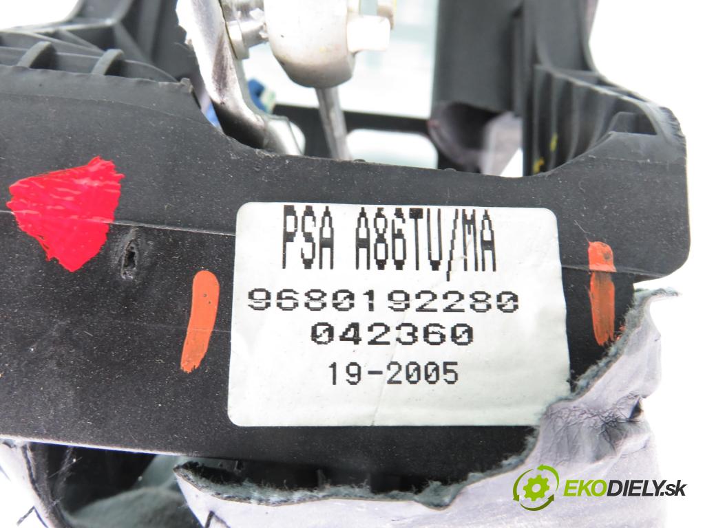 CITROEN C3 I (FC_) HB 2005 54,00 1.4 i - KFV (TU3JP) 1360,00 ZVEDÁK: 9680192280