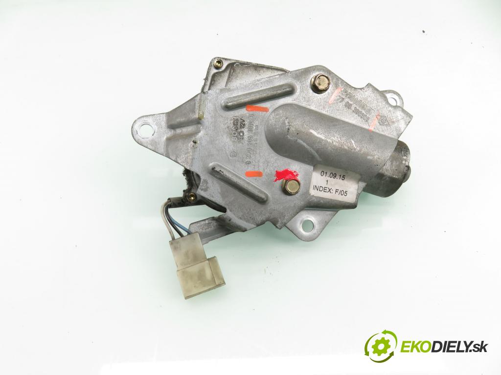 RENAULT KANGOO (KC0/1_) KOMBIVAN 2001 55,00 1.4 (KC0C, KC0H, KC0B, KC0M) - E7J 780 1390,00 Motorček stierače zadné 7700308806 ; 0390206101
