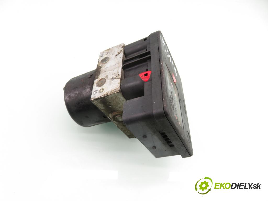 VW GOLF IV Variant (1J5) KOMBI 2002 74,00 1.9 TDI - AXR 1896,00 pumpa ABS 1C0907379E ; 10096003133 ; 1J0614517E (Pumpa ABS)
