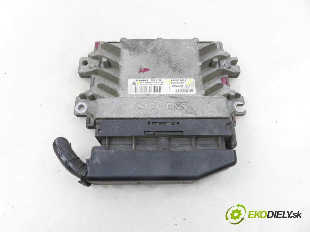 RENAULT CLIO II (BB_, CB_) HB 2003 70,00 1.4 16V (B/CB0L) - K4J 712 1390,00 řídící jednotka motora S118301122B ; 8200326741 ; 8200326375
