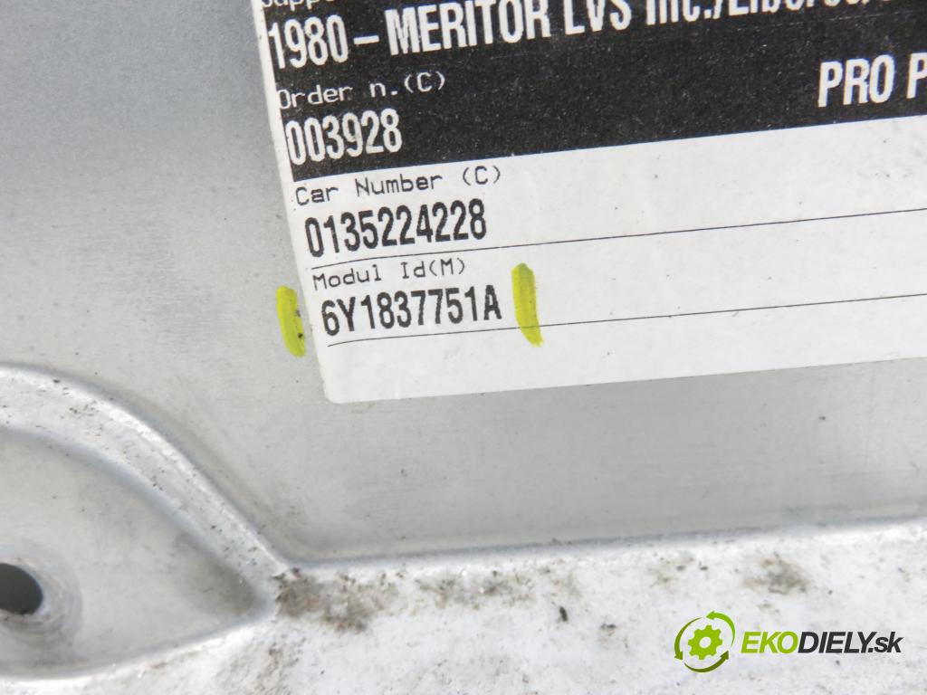 SKODA FABIA I (6Y2) HB 2001 44,00 1.4 MPi 60 - AZE 1397,00 mechanismus oken LPM 6Y1837751A