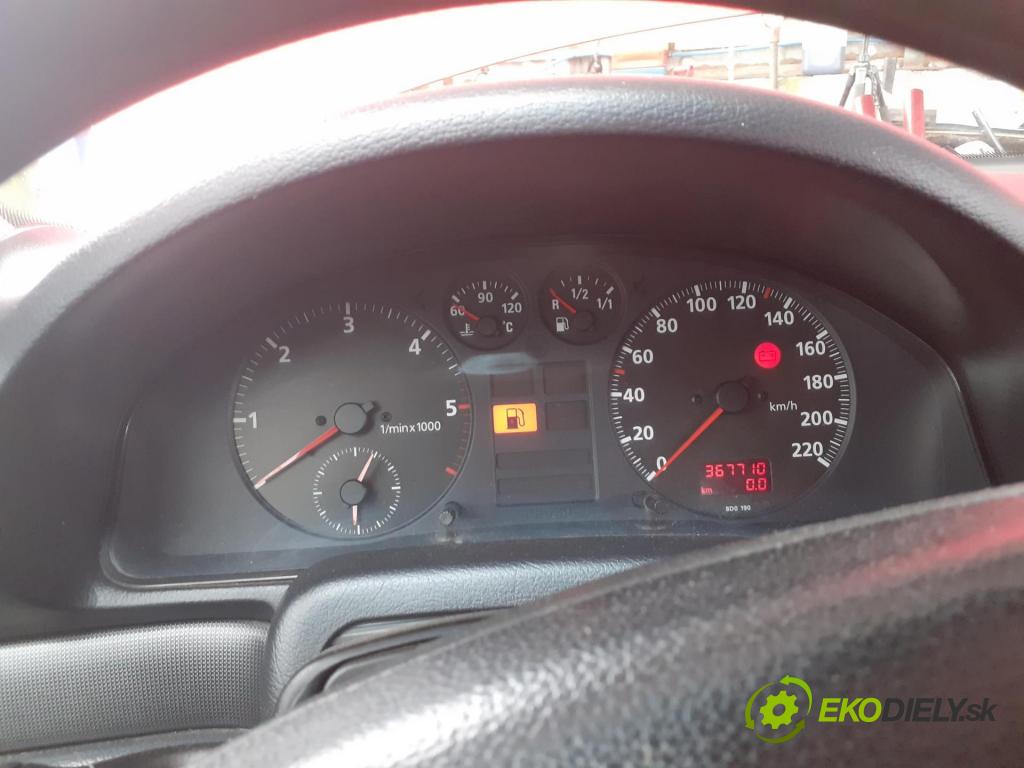 AUDI A4 (8D2, B5) SEDAN 1995 66,00 1.9 TDI - 1Z 1896,00 prístrojovka elektrický 8D0919033A