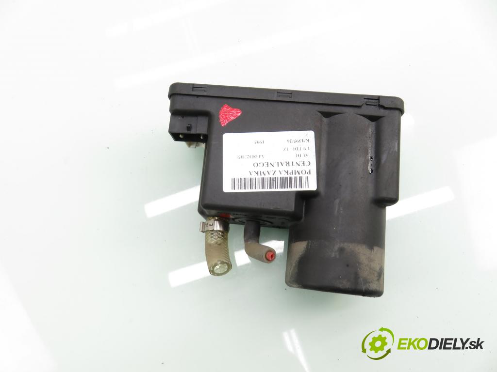 AUDI A4 (8D2, B5) SEDAN 1995 66,00 1.9 TDI - 1Z 1896,00 motorek zámku centrálního 4A0862257A