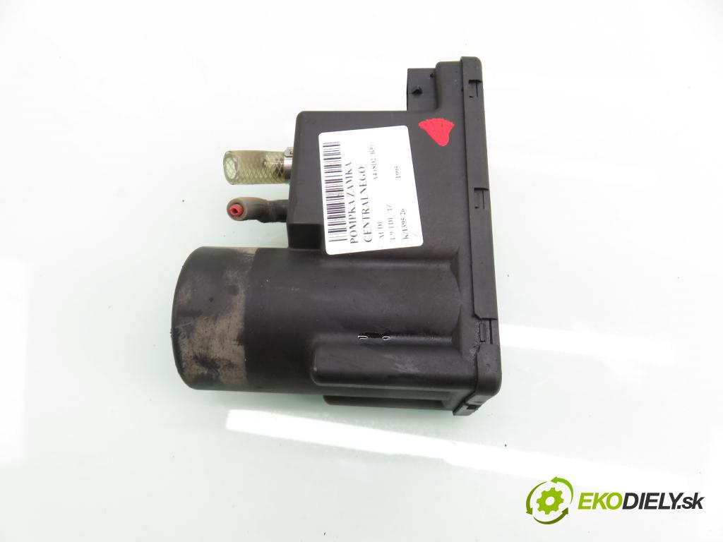 AUDI A4 (8D2, B5) SEDAN 1995 66,00 1.9 TDI - 1Z 1896,00 motorek zámku centrálního 4A0862257A