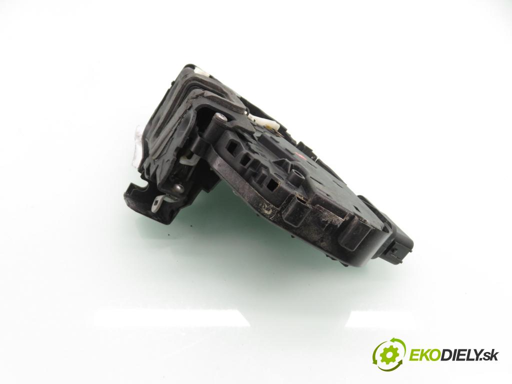 JAGUAR XF (X250) SEDAN 2010 155,00 3.0 D - AJV6D 2993,00 zámok LTE 7H5A26413AC