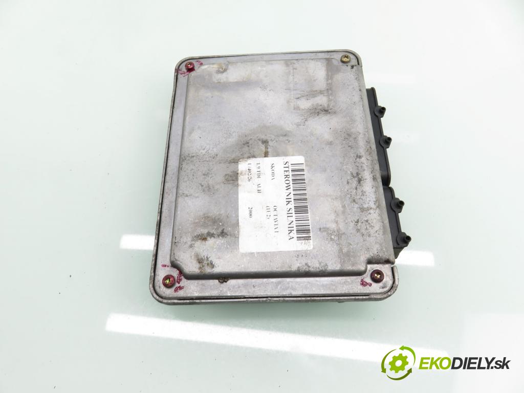 SKODA OCTAVIA I (1U2) LIFTBACK 2000 66,00 1.9 TDI - ALH 1896,00 řídící jednotka motora 038906018GN ; 0281010182