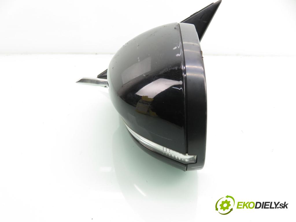 JAGUAR XF (X250) SEDAN 2010 155,00 3.0 D - AJV6D 2993,00 zpětné zrcátko LE