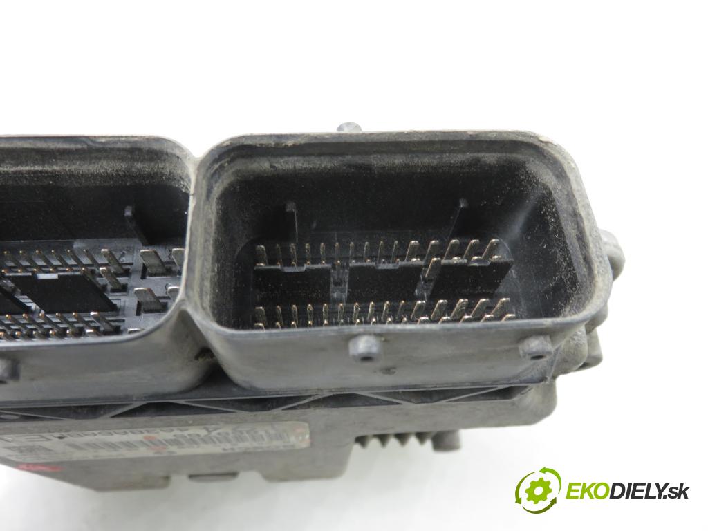 FIAT CROMA (194_) KOMBI 2010 88,00 1.9 D Multijet - 939 A1.000 1910,00 Riadiaca jednotka Motor 51868765 ; 0281015790