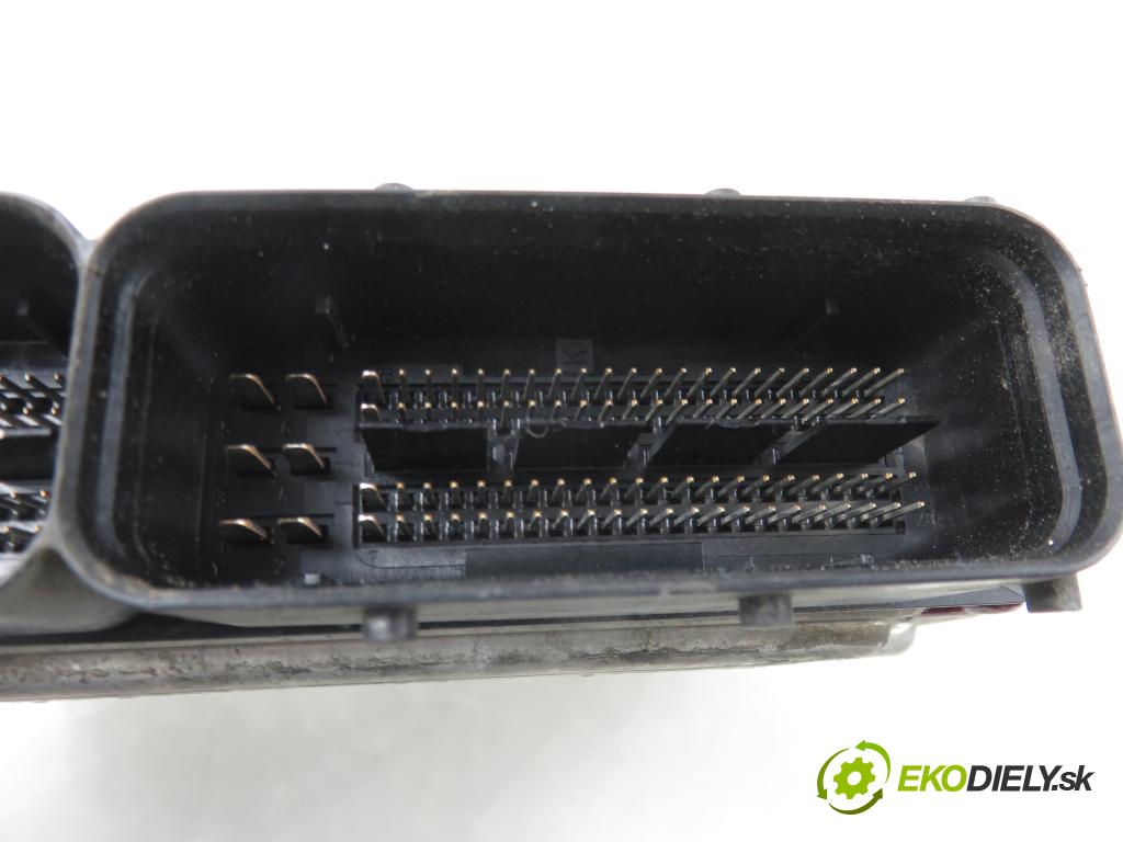 FIAT CROMA (194_) KOMBI 2010 88,00 1.9 D Multijet - 939 A1.000 1910,00 Riadiaca jednotka Motor 51868765 ; 0281015790