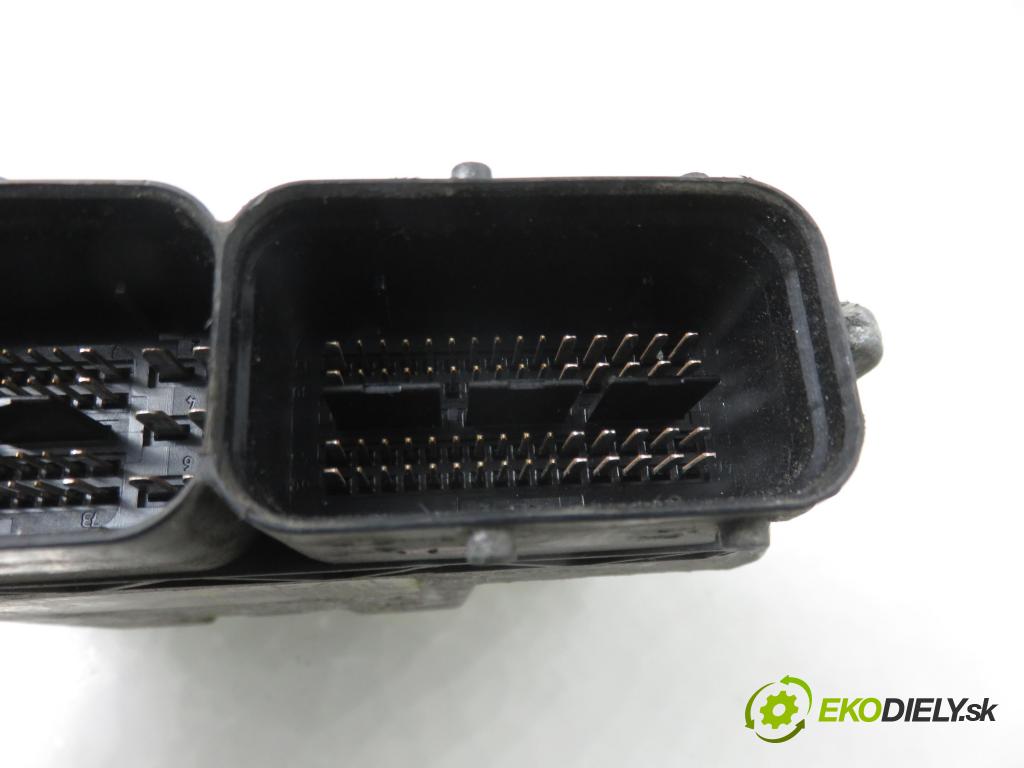 FIAT CROMA (194_) KOMBI 2010 88,00 1.9 D Multijet - 939 A1.000 1910,00 Riadiaca jednotka Motor 51868765 ; 0281015790