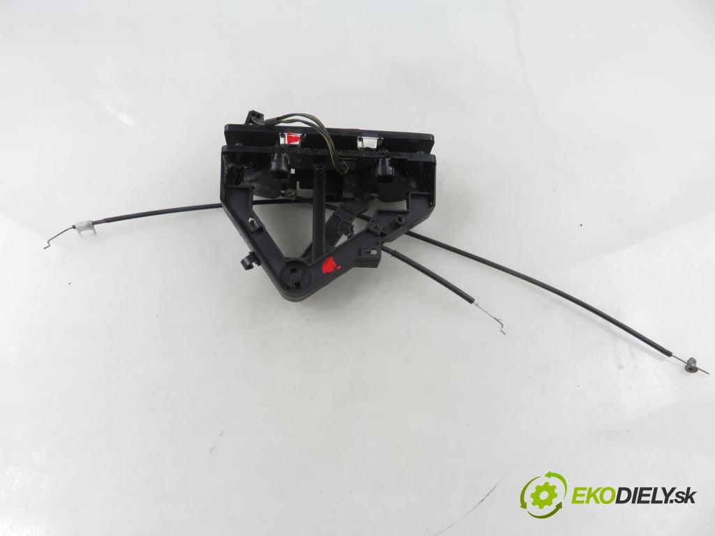 GRECAV EKE Hatchback MINICAR 2001 4,00 Lombardini LDW 502 505,00 Panel kúrenia 
