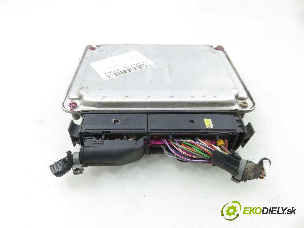 AUDI A3 (8L1) HB 2002 92,00 1.8 - APG 1781,00 Riadiaca jednotka Motor 06A906032EE ; 0261207534