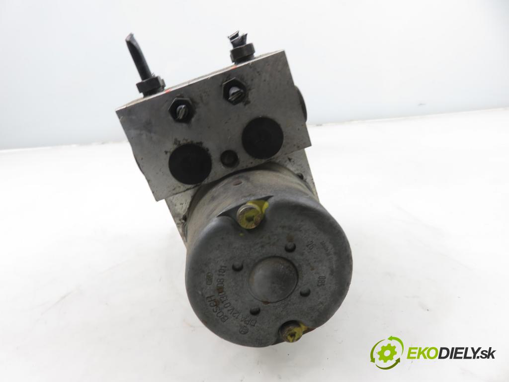 AUDI A6 Avant (4B5, C5) KOMBI 2001 85,00 1.9 TDI - AJM 1896,00 Pumpa ABS 0273004573 ; 3B0614111 (Pumpa ABS)