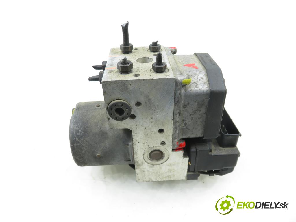 AUDI A6 Avant (4B5, C5) KOMBI 2001 85,00 1.9 TDI - AJM 1896,00 Pumpa ABS 0273004573 ; 3B0614111 (Pumpa ABS)