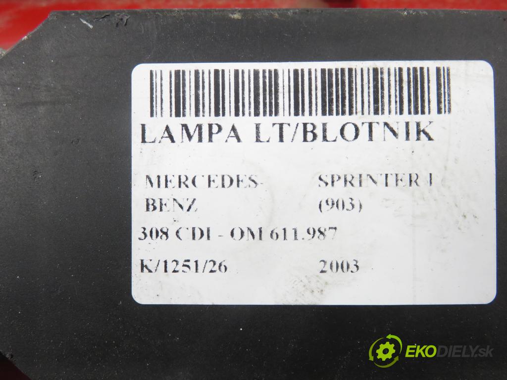 MERCEDES-BENZ SPRINTER 3-t Skrzynia (903) FURGON 2003 60,00 308 CDI - OM 611.987 2148,00 světlo levé zadní