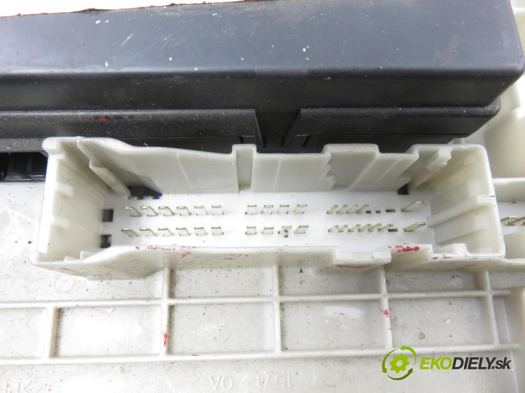 SMART FORFOUR (454) HB 2004 55,00 1.1 (454.030) - M 134.910 1124,00 MODUL BSI A4545400024 ; MN108328 ; A4548202426