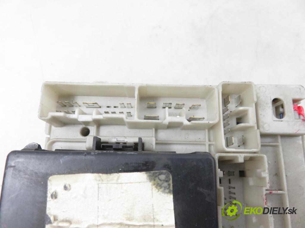SMART FORFOUR (454) HB 2004 55,00 1.1 (454.030) - M 134.910 1124,00 MODUL BSI A4545400024 ; MN108328 ; A4548202426