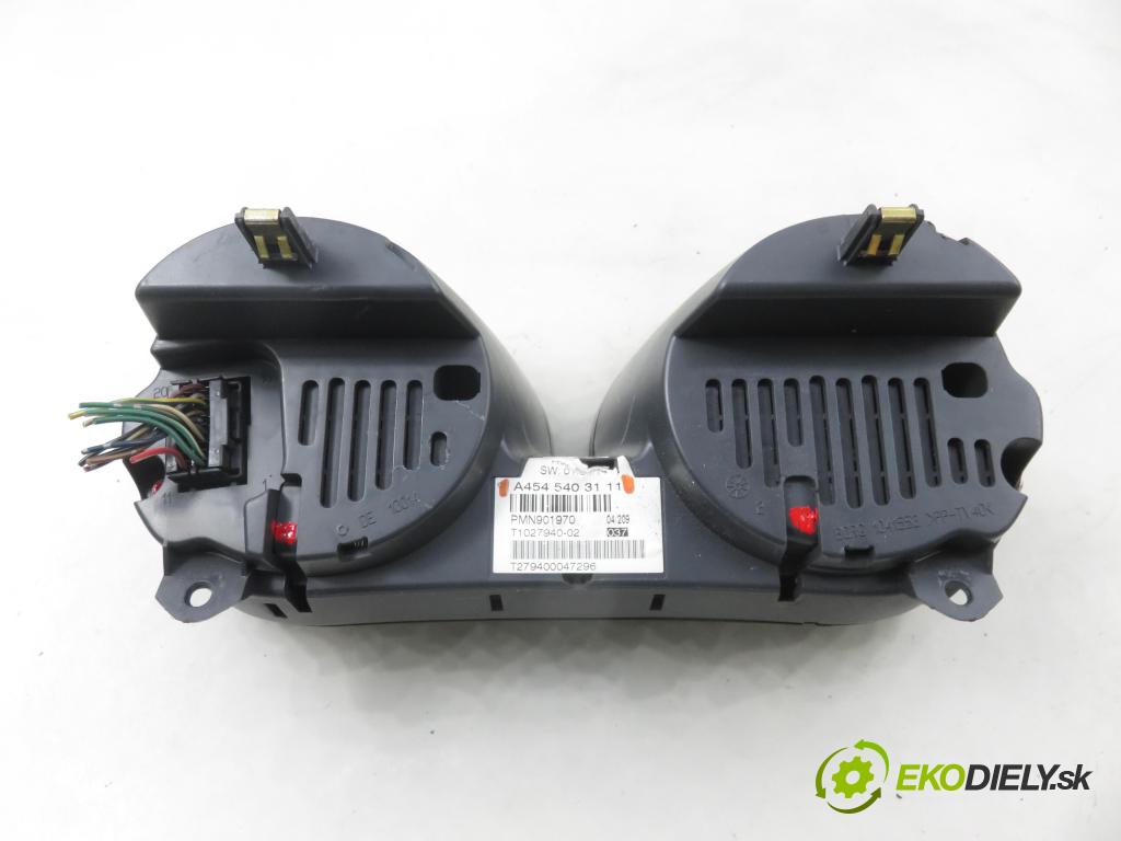 SMART FORFOUR (454) HB 2004 55,00 1.1 (454.030) - M 134.910 1124,00 prístrojovka elektrický A4545403111