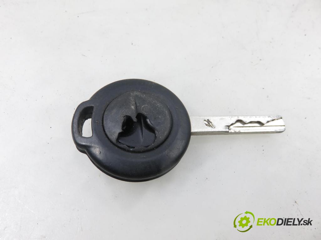 SMART FORFOUR (454) HB 2004 55,00 1.1 (454.030) - M 134.910 1124,00 spínačka MR955230 ; MR587813 ; 5WK45107 (Spínací skříňka)
