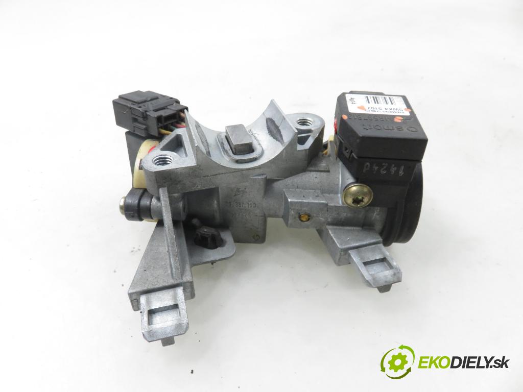 SMART FORFOUR (454) HB 2004 55,00 1.1 (454.030) - M 134.910 1124,00 spínačka MR955230 ; MR587813 ; 5WK45107 (Spínací skříňka)
