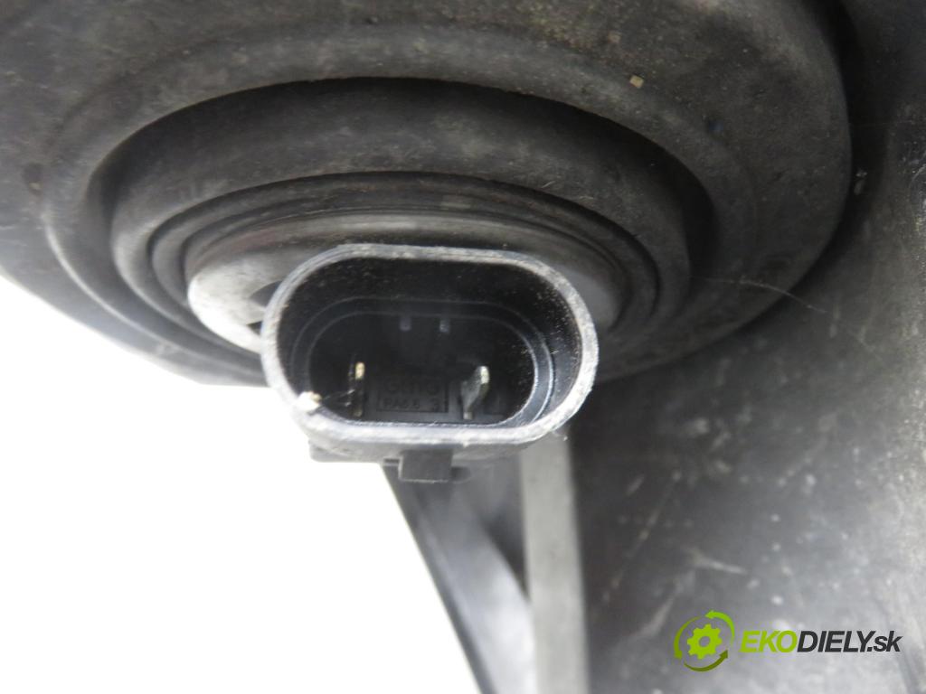 TOYOTA COROLLA Verso (ZER_, ZZE12_, R1_) MINIVAN 2005 85,00 2.0 D-4D (CUR10_) - 1CD-FTV 1995,00 světlo LP