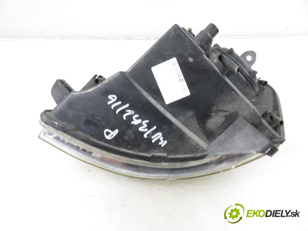 PEUGEOT PARTNER Combispace (5F) KOMBIVAN 2005 66,00 2.0 HDI - RHY (DW10TD) 1997,00 Svetlo PP