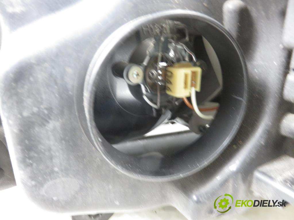 RENAULT GRAND SCENIC II (JM0/1_) MINIVAN 2004 88,00 1.9 dCi (JM0G, JM12, JM1G, JM2C) - F9Q 812 1870,00 Svetlo PP