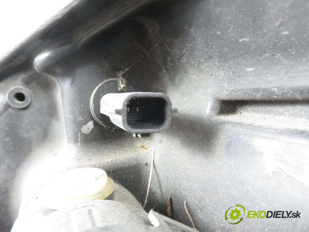 RENAULT GRAND SCENIC II (JM0/1_) MINIVAN 2004 88,00 1.9 dCi (JM0G, JM12, JM1G, JM2C) - F9Q 812 1870,00 Svetlo PP