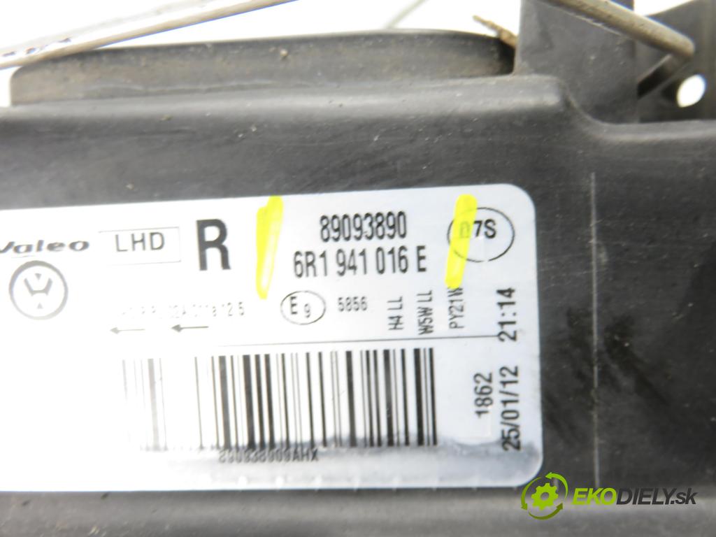 VW POLO (6R, 6C) HB 2009 55,00 1.6 TDI - CAYA 1598,00 světlo PP 6R1941016E ; 89093890