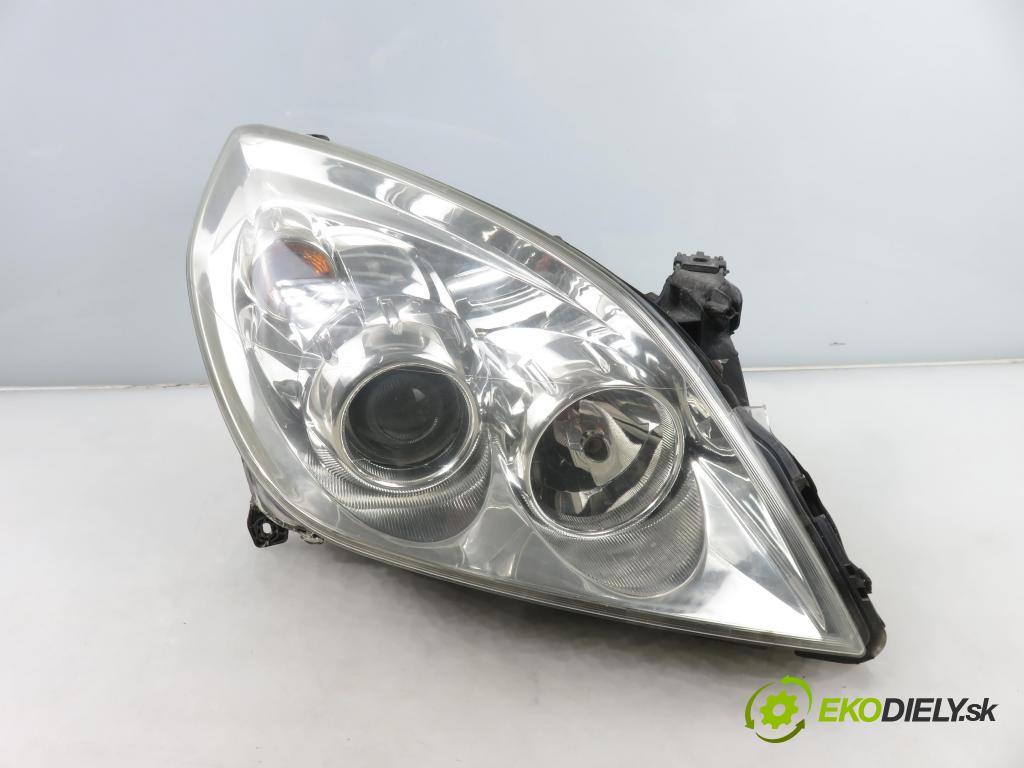 OPEL VECTRA C (Z02) SEDAN 2006 88,00 1.9 CDTI - Z 19 DT 1910,00 Svetlo PP 13170925 ; 13170925CW